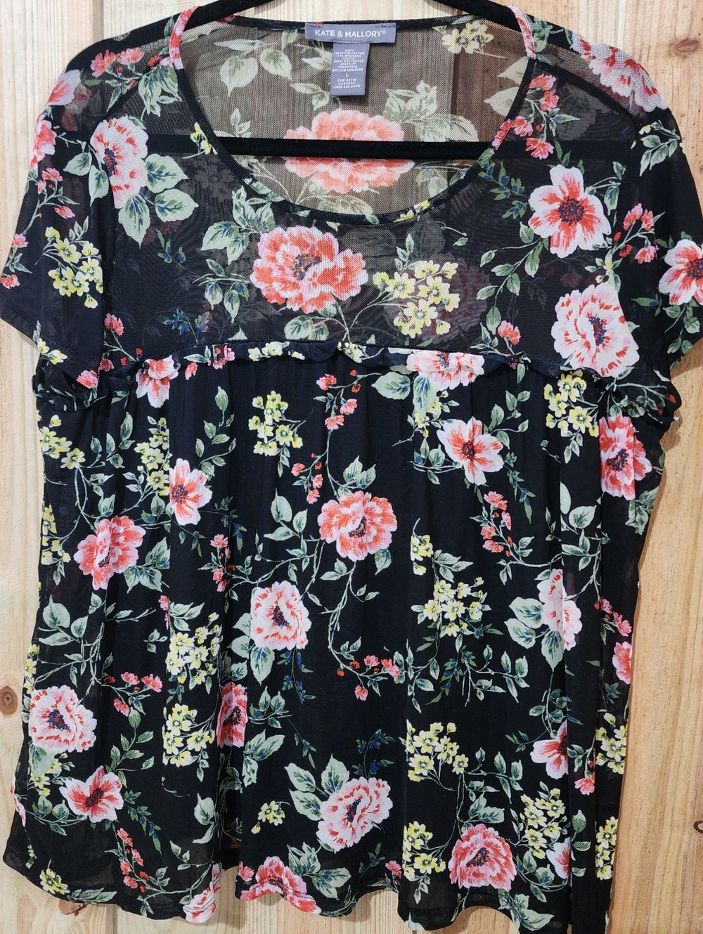 Kate & Mallory Pink Floral Short Sleeve Blouse Size Large. $4.99 Ship!!